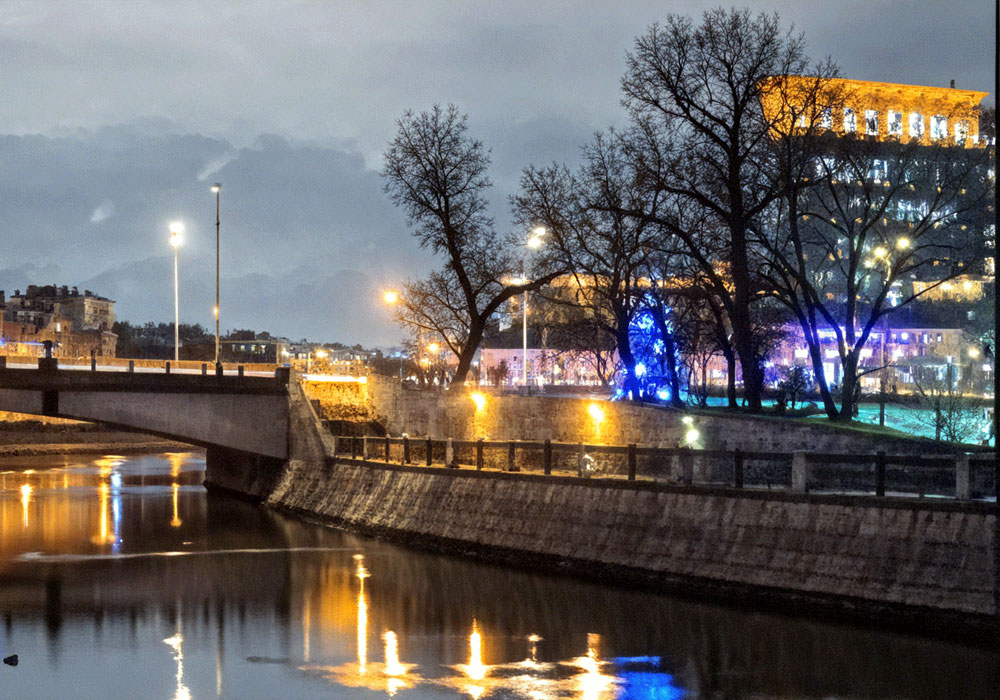 Yanshuoda Power Solutions illuminates the night view along the riverbank in Phuket!